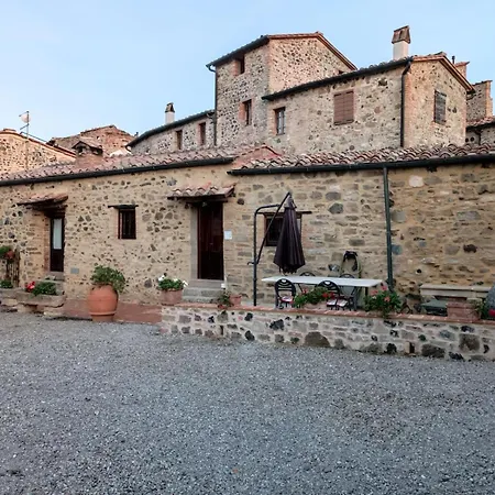 Casa di campagna Borgo Cerbaiola *