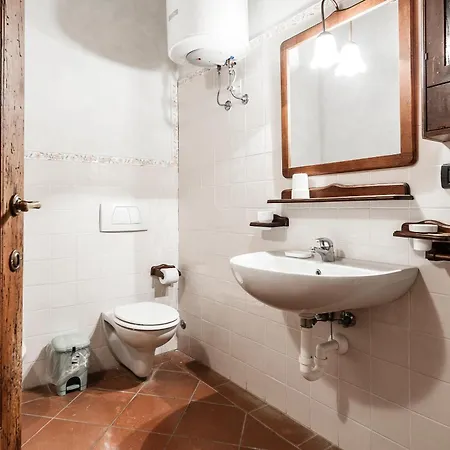 Borgo Cerbaiola * Montecastelli Pisano